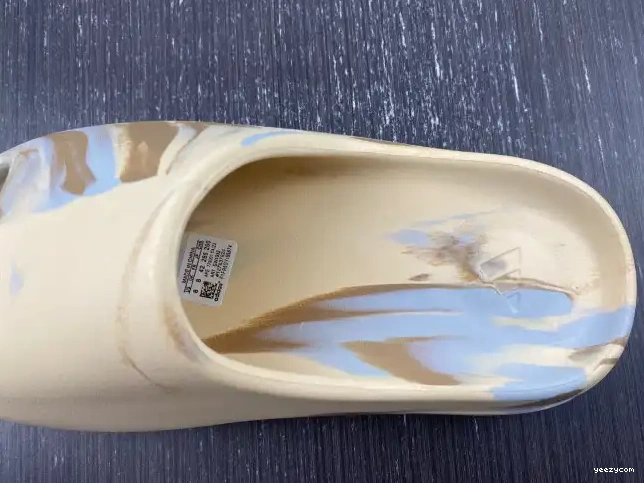 GW1932 Slide Adidas Yeezy 0518